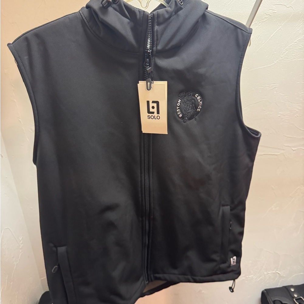 SOLO Tech Hooded Vest Celtics